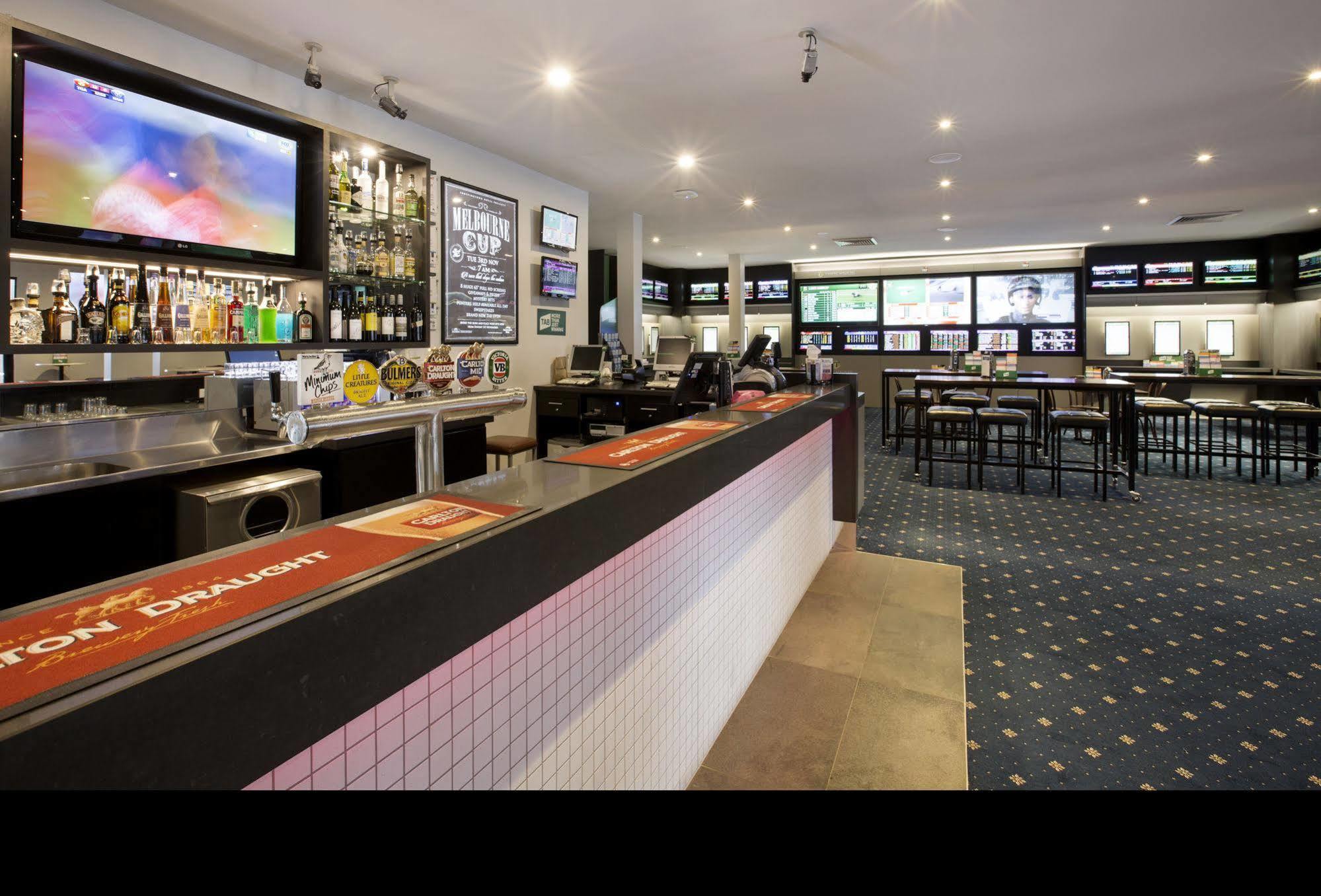 Nightcap At Shoppingtown Hotel Doncaster Bagian luar foto